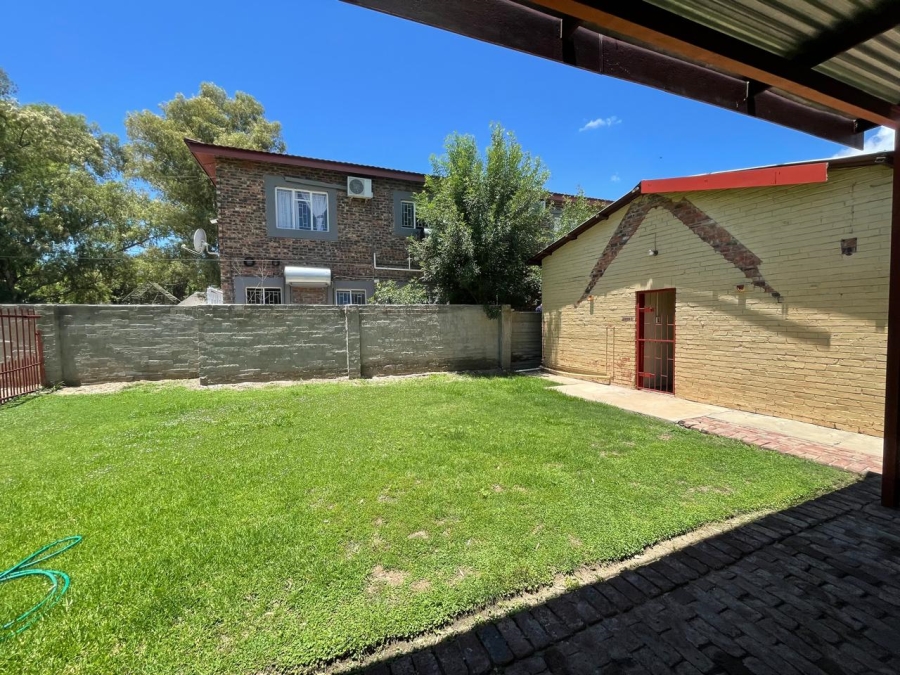 4 Bedroom Property for Sale in Bloemhof North West
